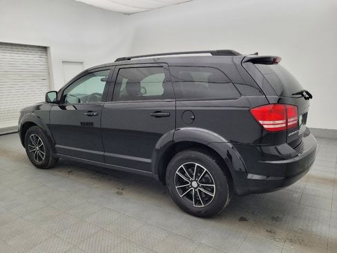 Used 2017 Dodge Journey SE w/ Flexible Seating Group image 3