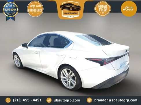Used 2023 Lexus IS 300 w/ Comfort Package RWD image 3