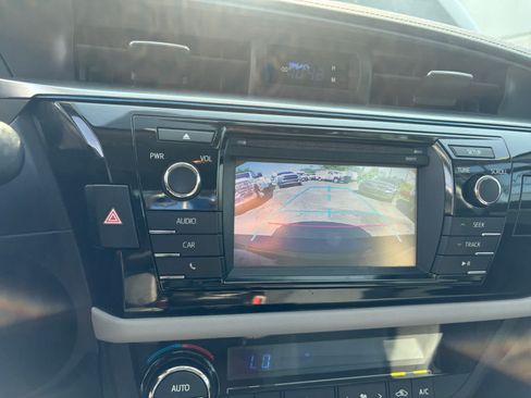 Used 2016 Toyota Corolla LE FWD image 24