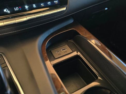 Used 2023 Cadillac Escalade ESV Sport Platinum AWD/4WD image 53