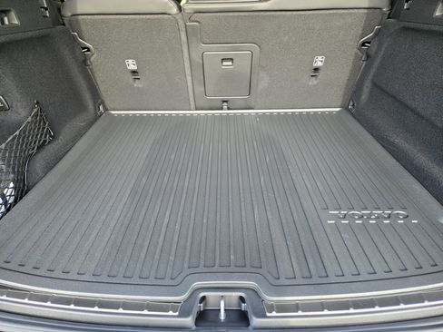 New 2026 Volvo XC60 B5 Ultra w/ Protection Package Premier image 36