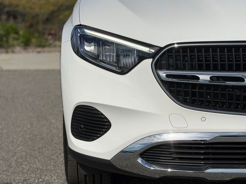 Used 2024 Mercedes-Benz GLC 300 image 7