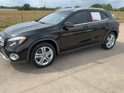Used 2018 Mercedes-Benz GLA 250 4MATIC image 5