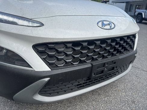 Used 2023 Hyundai Kona SEL AWD/4WD image 8