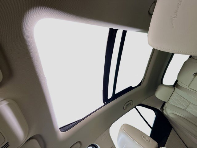 Used 2023 Buick Envision Avenir FWD image 41