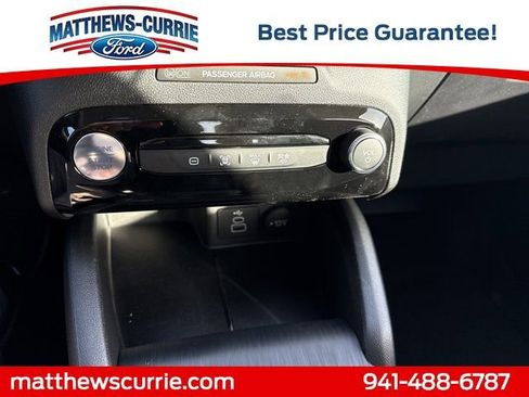 New 2026 Ford Escape SE image 21