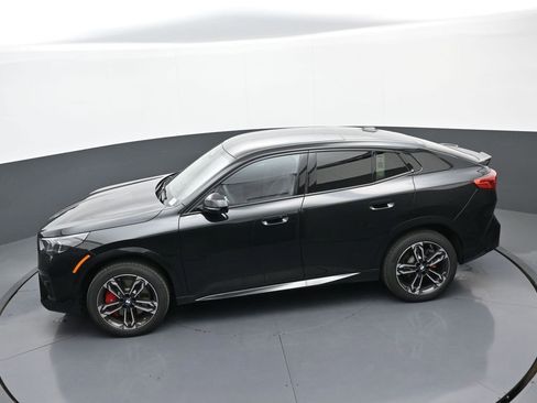 New 2026 BMW X2 xDrive28i w/ Technology Package AWD/4WD image 32