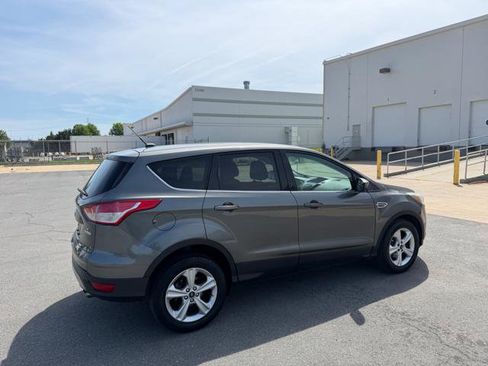 Used 2013 Ford Escape SE FWD image 4