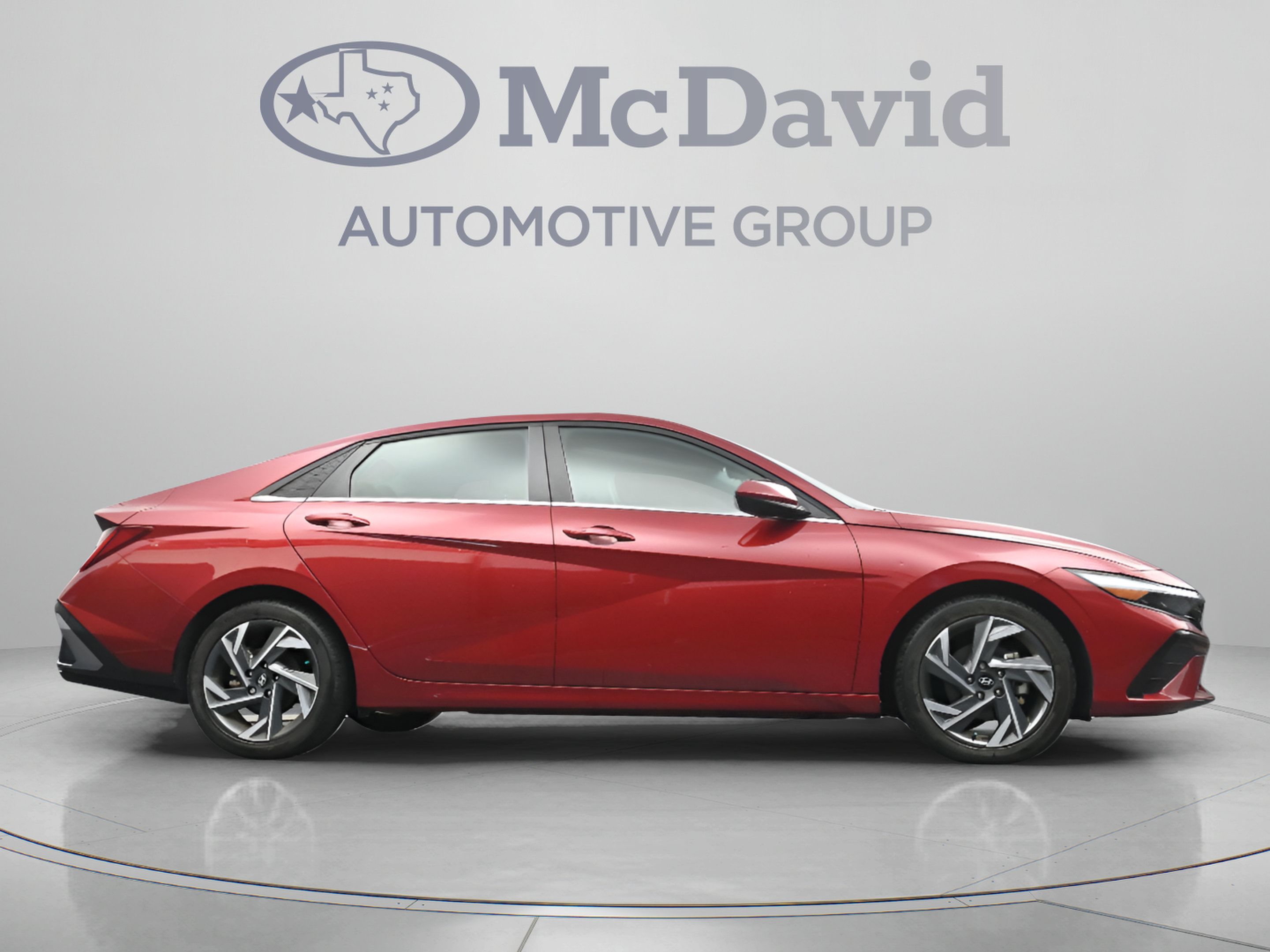 Used 2024 Hyundai Elantra SEL w/ Convenience Package FWD image 32