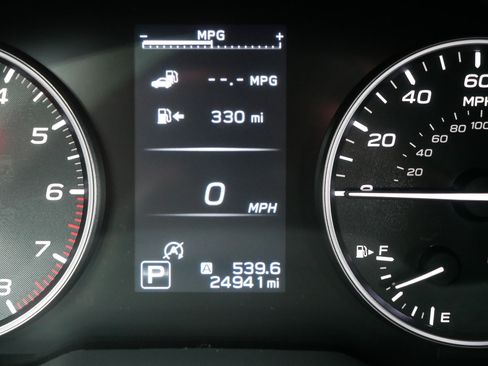 Used 2024 Subaru Legacy Premium AWD/4WD image 21