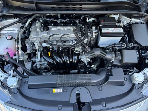 Used 2022 Toyota Corolla L FWD image 43