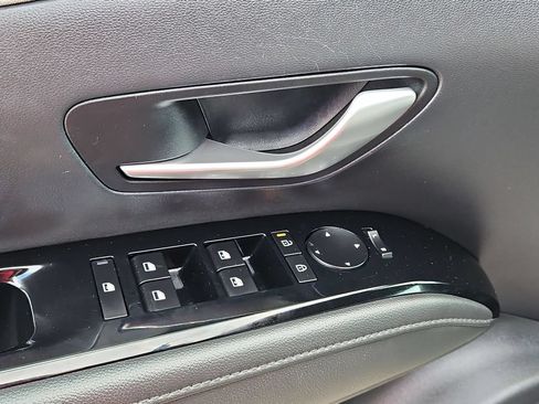 Used 2025 Hyundai Santa Cruz Limited AWD/4WD image 13