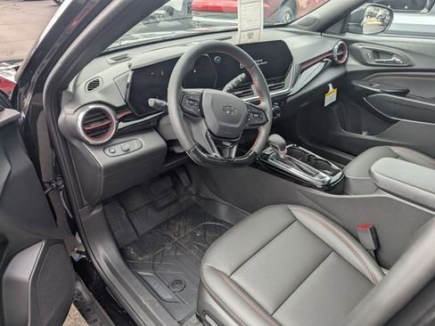 New 2026 Chevrolet Trax RS w/ Sunroof Package image 13