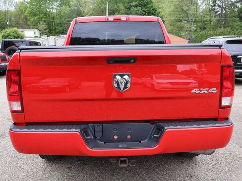 Used 2018 RAM 1500 Express AWD/4WD image 7