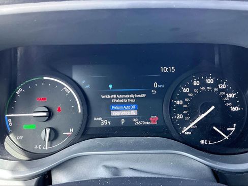 Used 2025 Toyota Sienna LE w/ LE Plus Package image 23