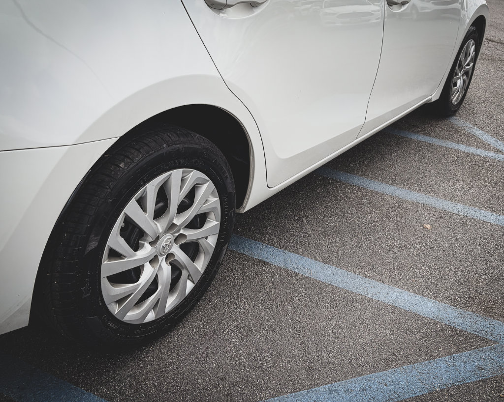 Used 2019 Toyota Corolla LE FWD image 29