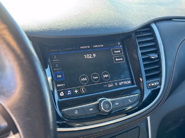 Used 2020 Chevrolet Trax LT w/ LT Convenience Package FWD image 25
