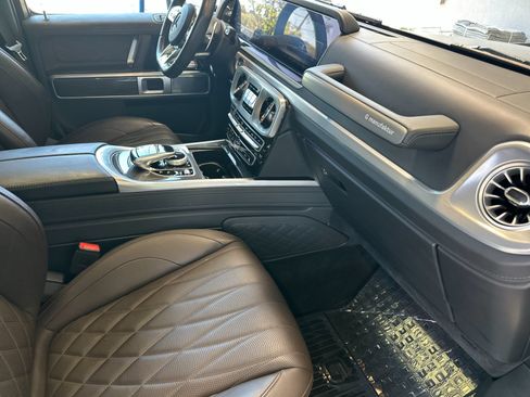 Certified 2020 Mercedes-Benz G 63 AMG 4MATIC image 17