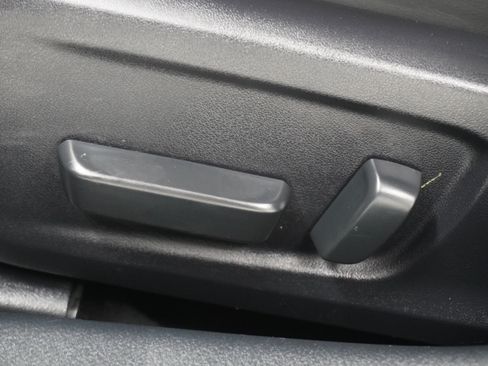 Used 2021 Lexus IS 300 w/ Accessory Package 2 RWD image 15
