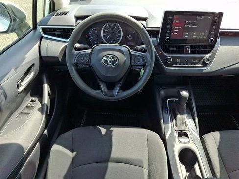 Used 2020 Toyota Corolla LE FWD image 14