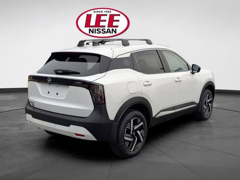 New 2026 Nissan Kicks SV w/ Cold Weather Package FWD image 3