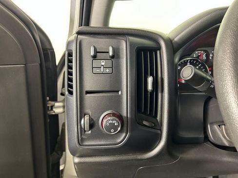 Used 2015 GMC Sierra 2500 4x4 Crew Cab w/ Sierra Convenience Package image 19
