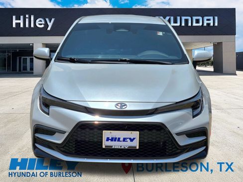 Used 2026 Toyota Corolla SE FWD image 6