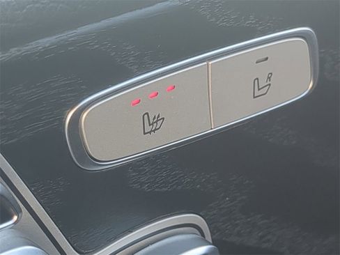 Used 2018 Mercedes-Benz E 300 image 23