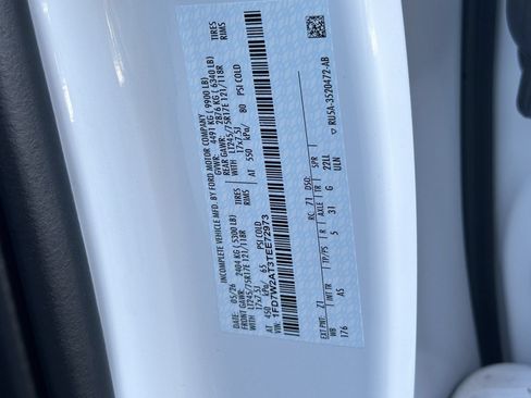 New 2026 Ford F250 XL w/ XL Chrome Package RWD image 27