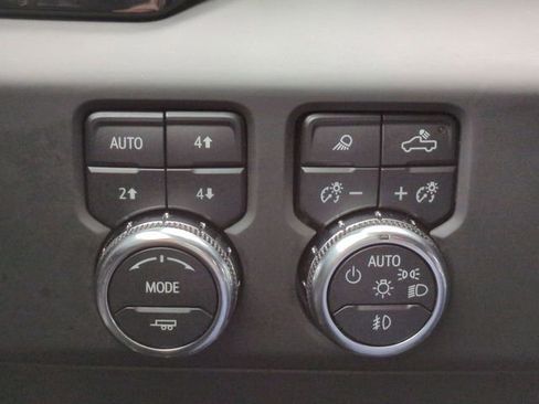 Used 2023 GMC Sierra 1500 AT4 w/ AT4 Premium Package image 21