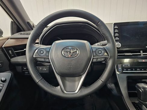 Used 2021 Toyota Avalon Limited w/ Advanced Safety Package image 11