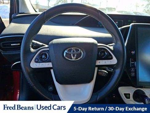 Used 2017 Toyota Prius Prime Advanced image 25