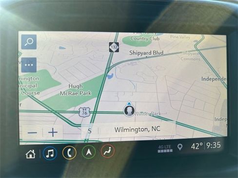 Used 2019 GMC Sierra 1500 AT4 w/ AT4 Premium Package image 18