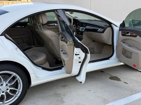 Used 2014 Mercedes-Benz CLS 550 image 17