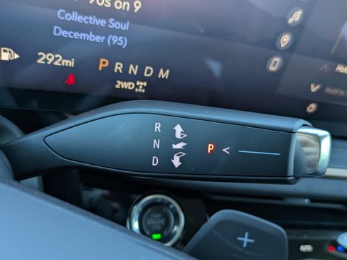 New 2026 Buick Envision Sport Touring image 21