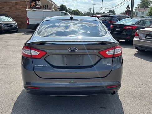 Used 2015 Ford Fusion SE w/ Equipment Group 201A FWD image 11