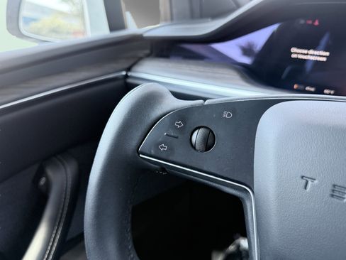 Used 2023 Tesla Model X AWD/4WD image 81