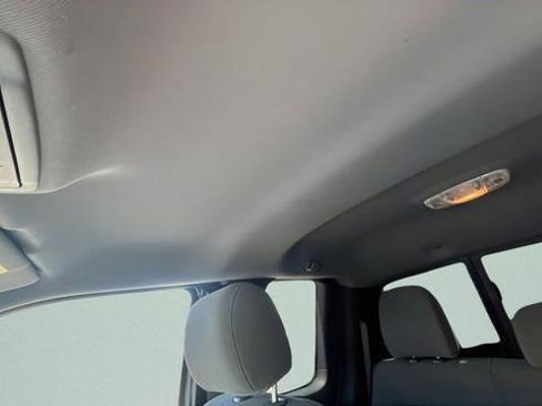 Used 2012 Ford F150 XLT w/ XLT Chrome Pkg AWD/4WD image 18