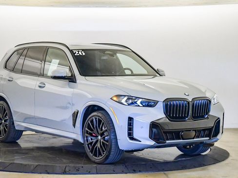 Used 2026 BMW X5 sDrive40i w/ M Sport Package image 6
