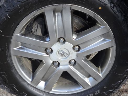 Used 2007 Toyota Tundra Limited image 8