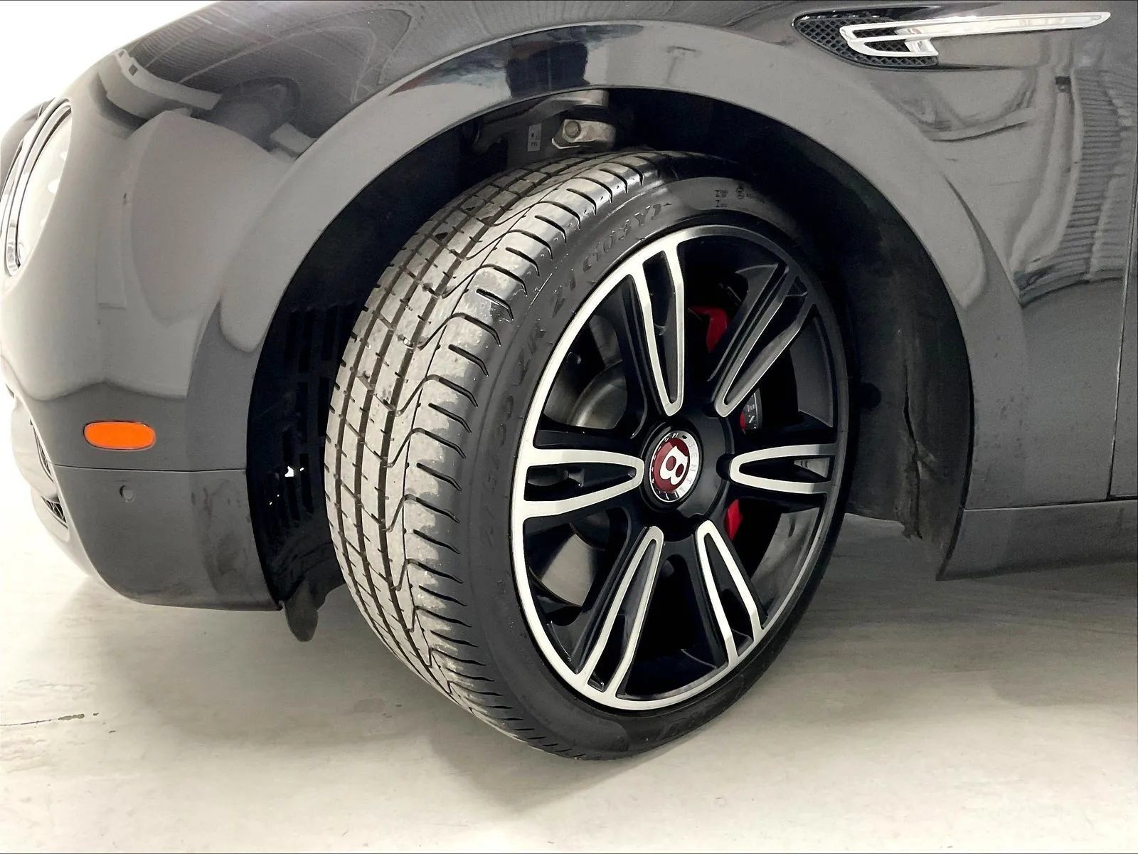 Used 2017 Bentley Flying Spur S V8 AWD/4WD image 44