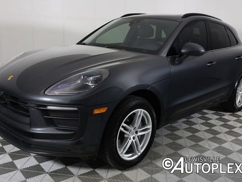 Used 2023 Porsche Macan AWD/4WD image 9