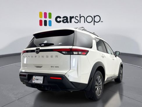 Used 2024 Nissan Pathfinder SV w/ SV Premium Package AWD/4WD image 5