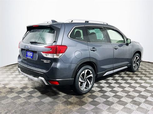 Used 2022 Subaru Forester Touring w/ Popular Package #2 image 8