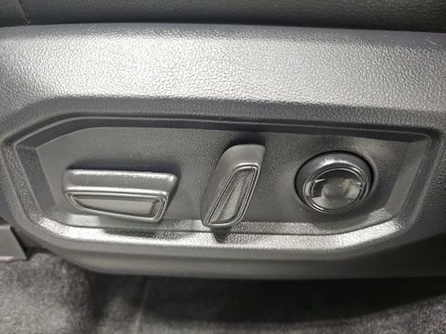 Used 2026 Toyota Sequoia Limited AWD/4WD image 16