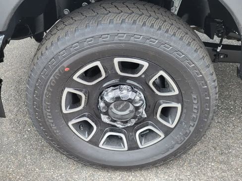 New 2026 Ford F250 4x4 Crew Cab Super Duty image 11