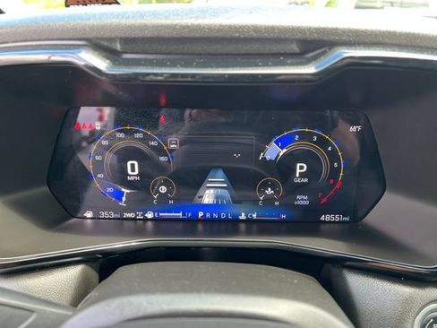 Certified 2024 Chevrolet Colorado LT w/ LT Convenience Package III AWD/4WD image 15