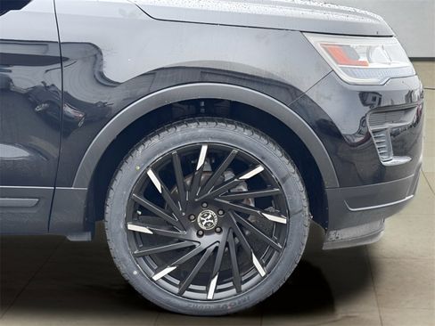 Used 2018 Ford Explorer 4WD image 41