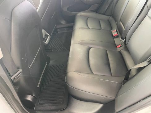 Used 2022 Tesla Model 3 image 19