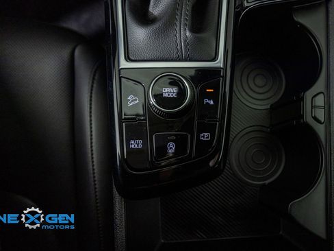 Used 2024 Kia Sportage EX image 22